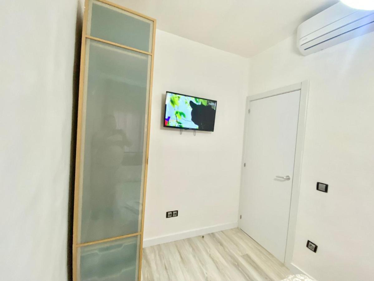Piramides 1 Apartment Madrid Exteriör bild